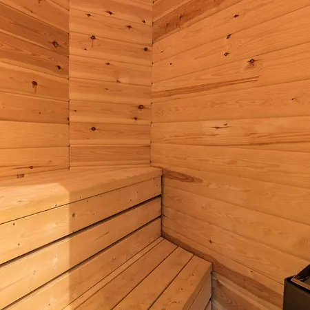 Seaside Cozy Cottage-by Traum