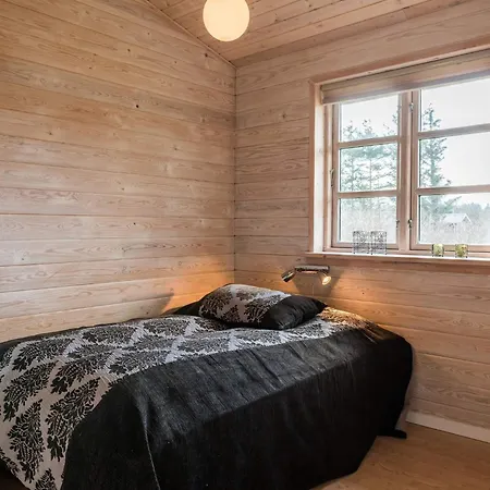 Seaside Cozy Cottage-by Traum *