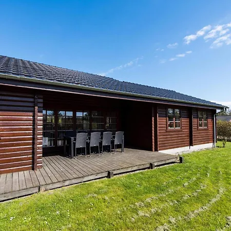 Seaside Cozy Cottage-by Traum Holiday home