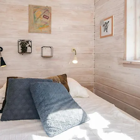 Seaside Cozy Cottage-by Traum