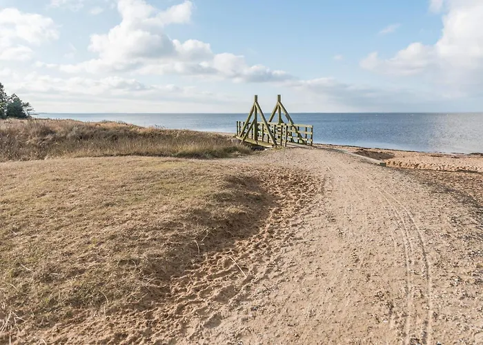 Seaside Cozy Cottage-by Traum *